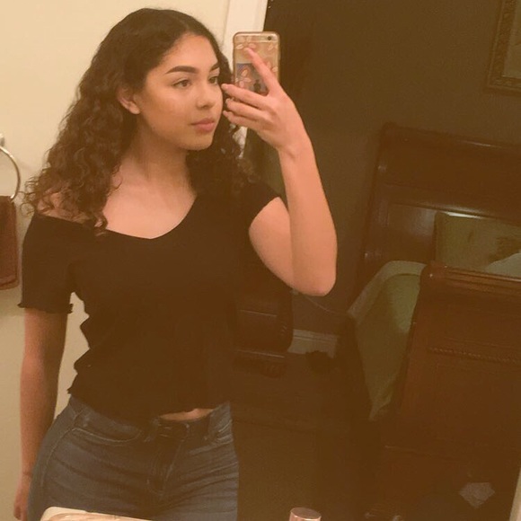 Meet your Posher, Brenda - Picture 1 of 1